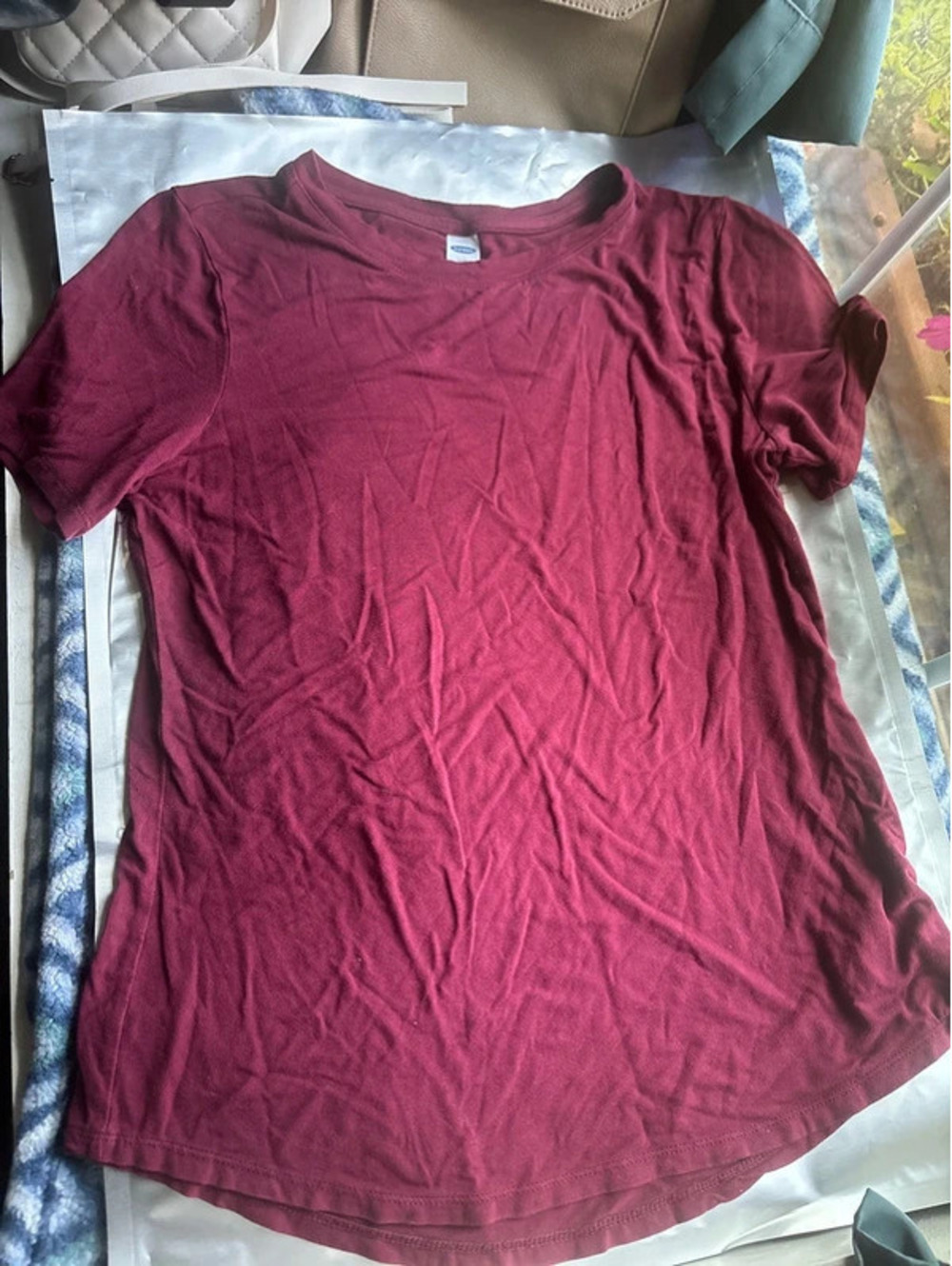 Old Navy, extra small maroon T-shirt
